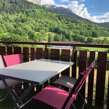 Studio Agreable Et Cosy Avec Vue Sur Les Memises 톨롱 외부 사진