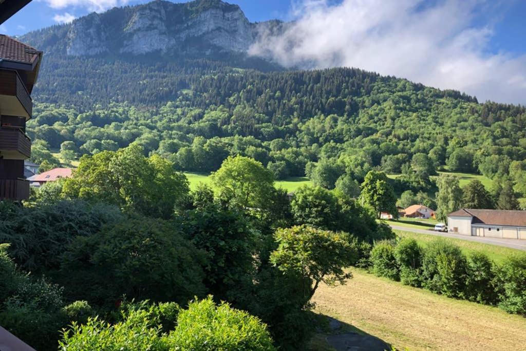 Studio Agreable Et Cosy Avec Vue Sur Les Memises 톨롱 외부 사진