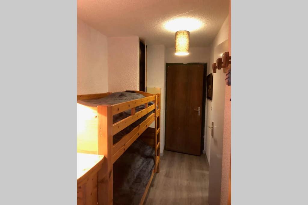 Studio Agreable Et Cosy Avec Vue Sur Les Memises 톨롱 외부 사진
